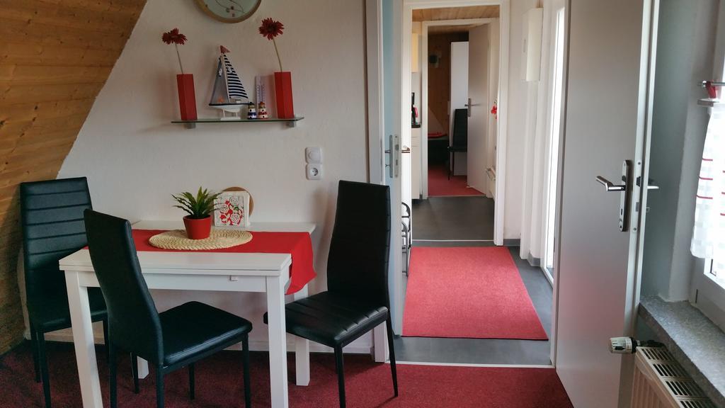 Ferienwohnungen Am Kleinen See Bergen Auf Rugen Exterior photo